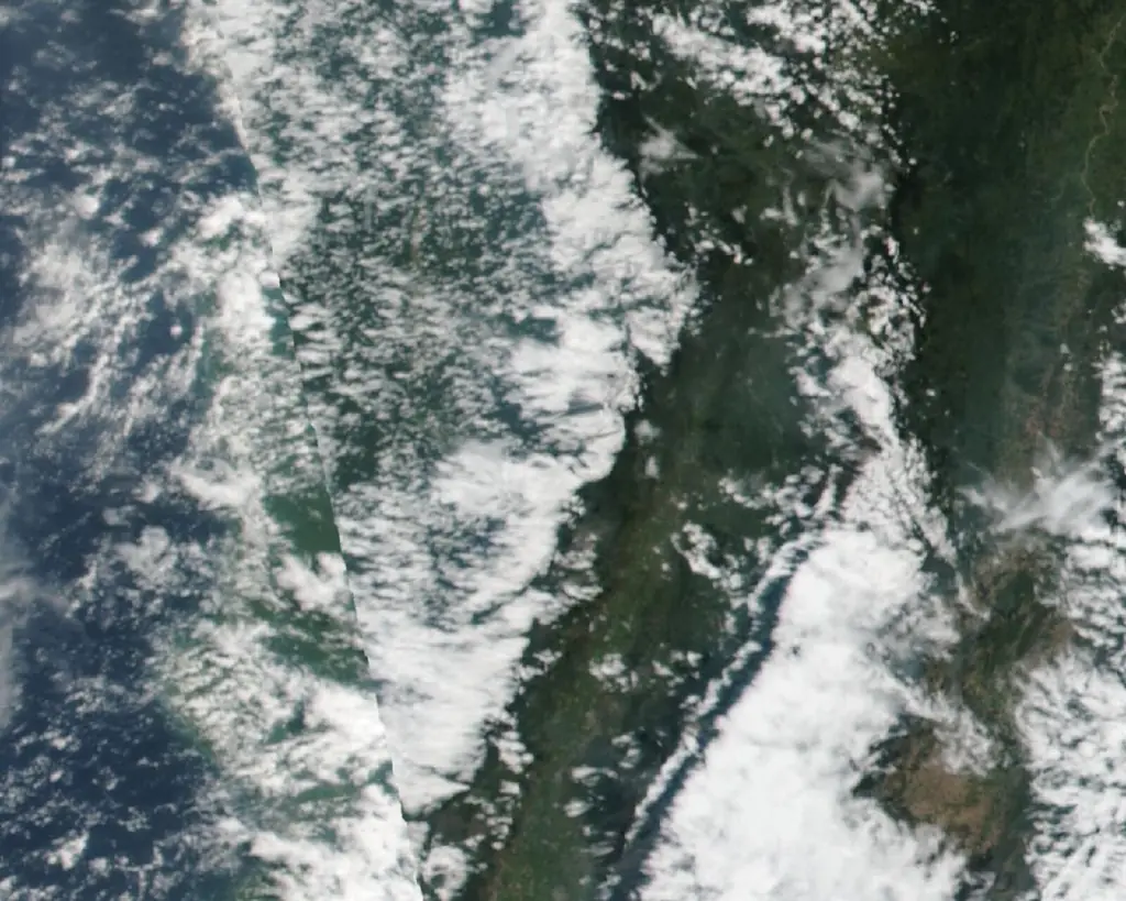 La zona del epicentro vista desde el satélite el día del sismo